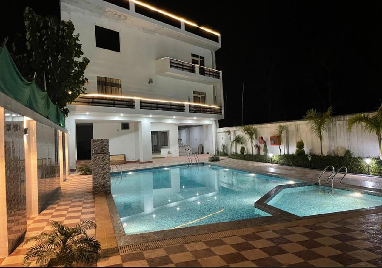 Sumedha G Village Resort And Spa Raiwala Luaran gambar