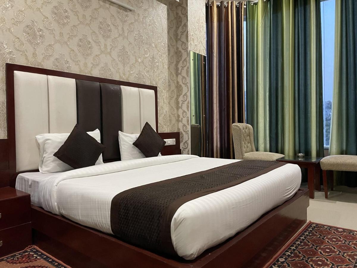 Sumedha G Village Resort And Spa Raiwala Luaran gambar