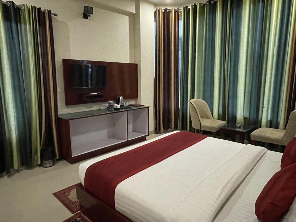 Sumedha G Village Resort And Spa Raiwala Luaran gambar